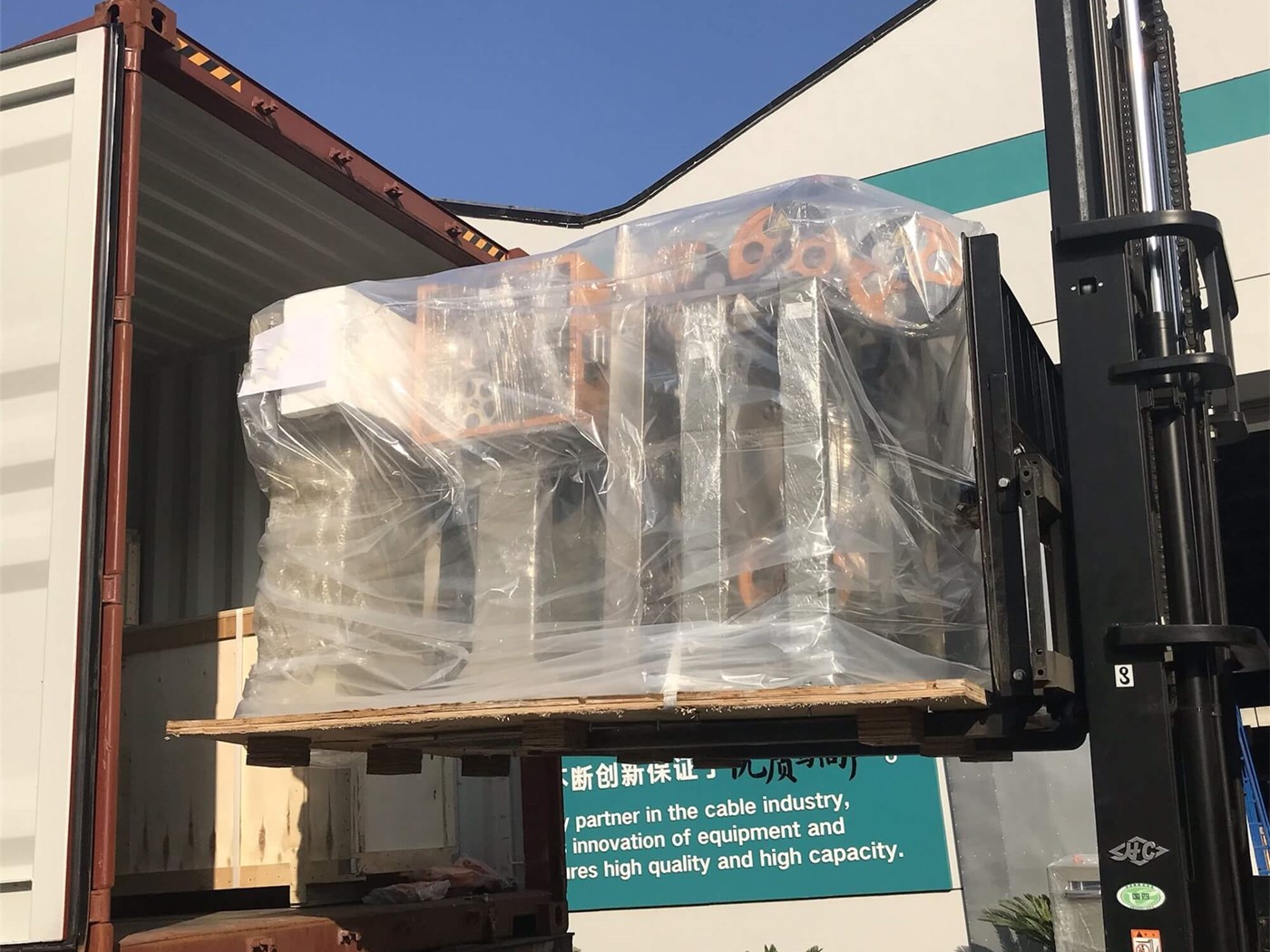 6531760607685376.jpg 微信圖片_20251014173449_156_212.jpg